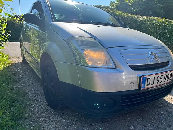 Citroen C2 2004 photo 2