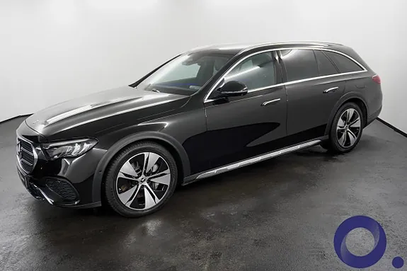 Mercedes-Benz E300 De 2025 photo 5