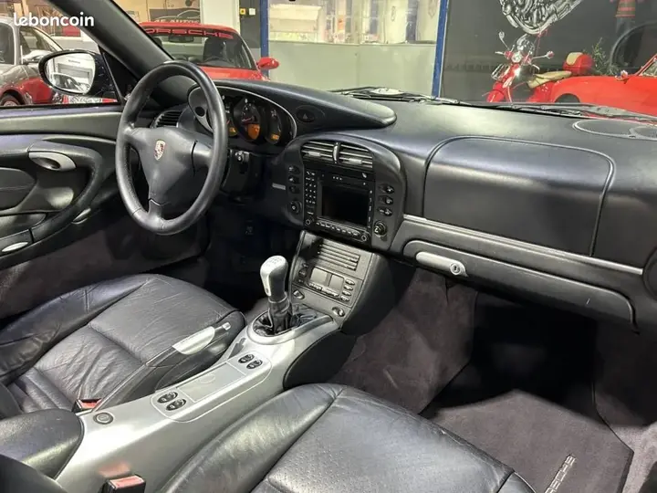 Porsche 911 2002 photo 3
