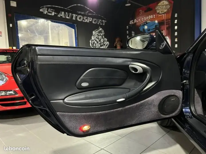 Porsche 911 2002 photo 4