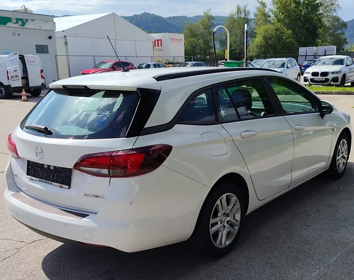 Opel Astra 2019 photo 3