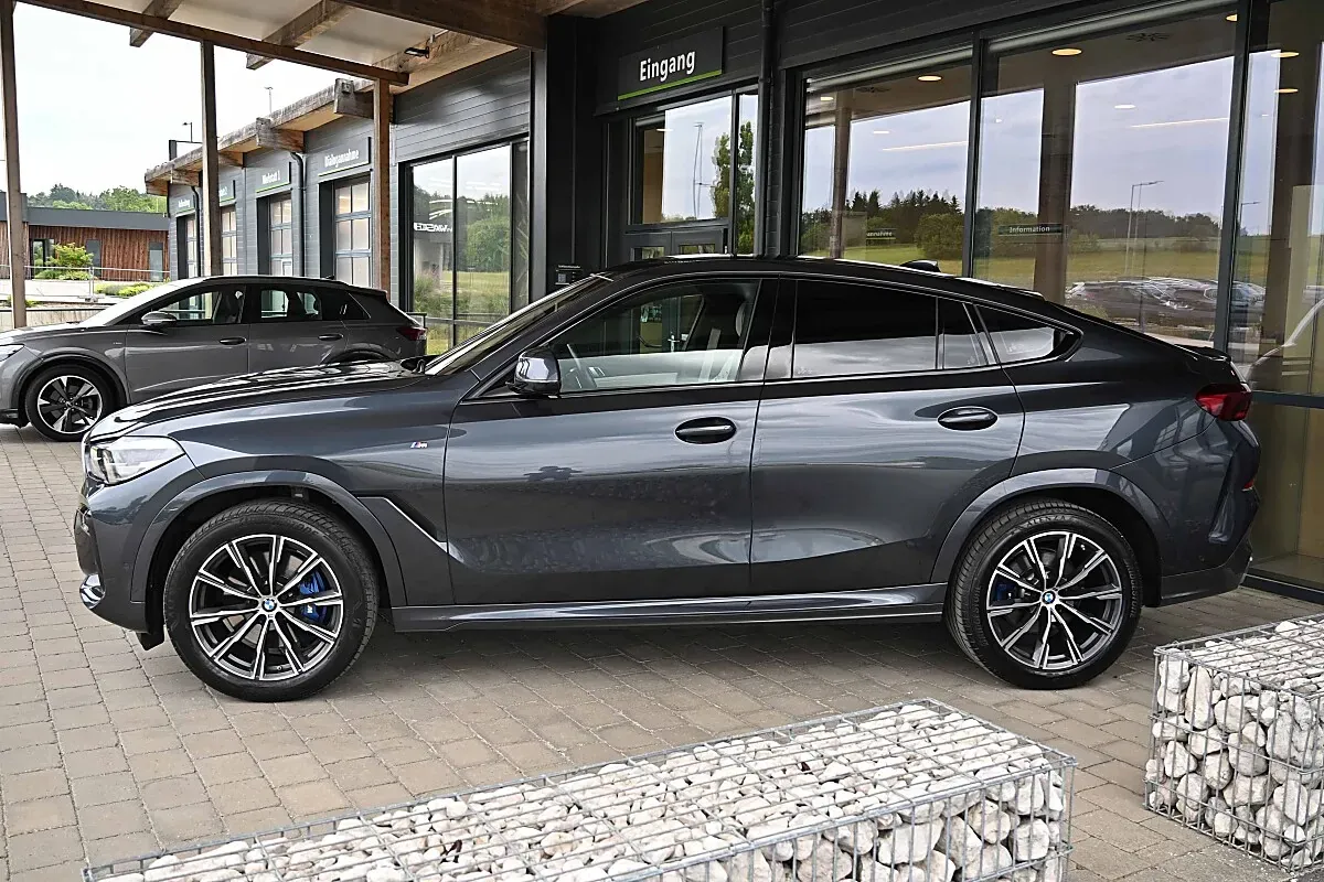 BMW X6 2022 photo 2