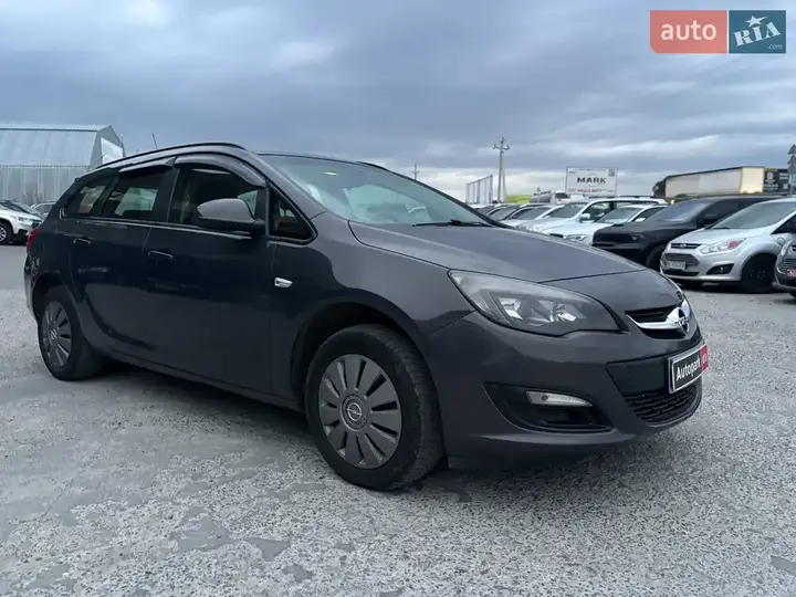 Opel Astra 2015 photo 2