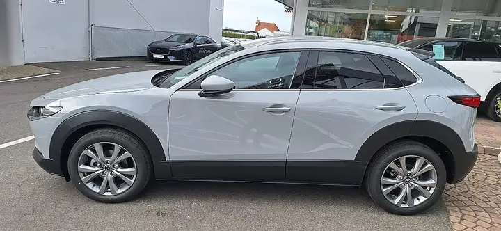 Mazda Cx-30 photo 2