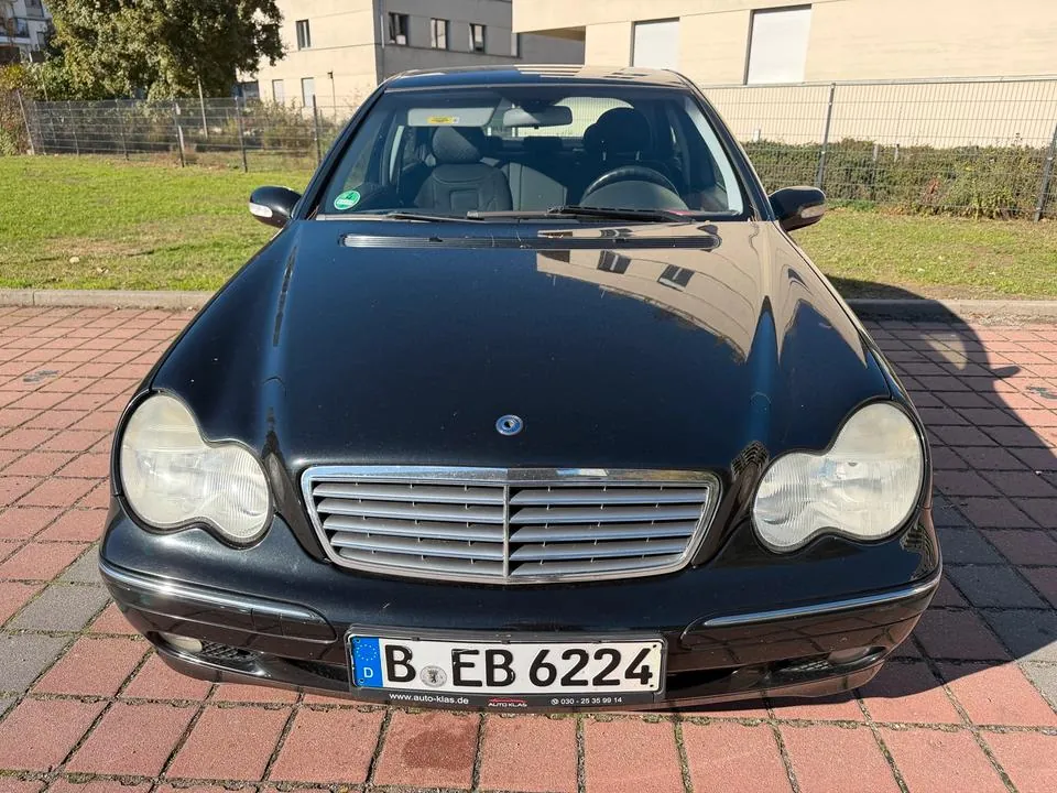 Mercedes-Benz C 200 Kompressor Elegance