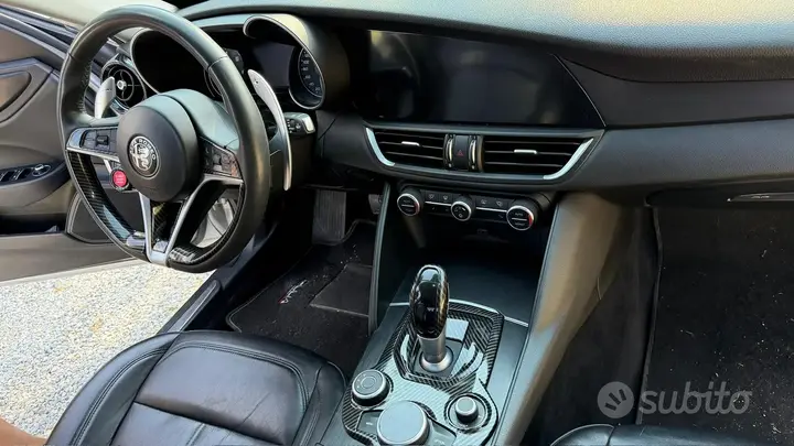 Alfa Romeo Giulia 2016 photo 4