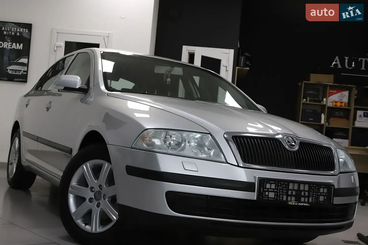 Skoda Octavia 2005 photo 2