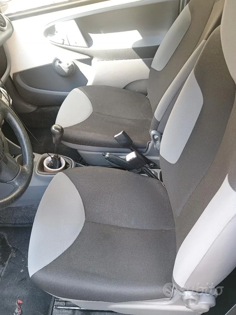 Citroen C1 2010 photo 2