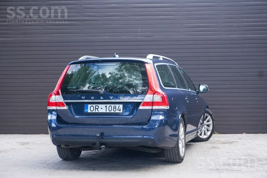 Volvo V70 2014 photo 3