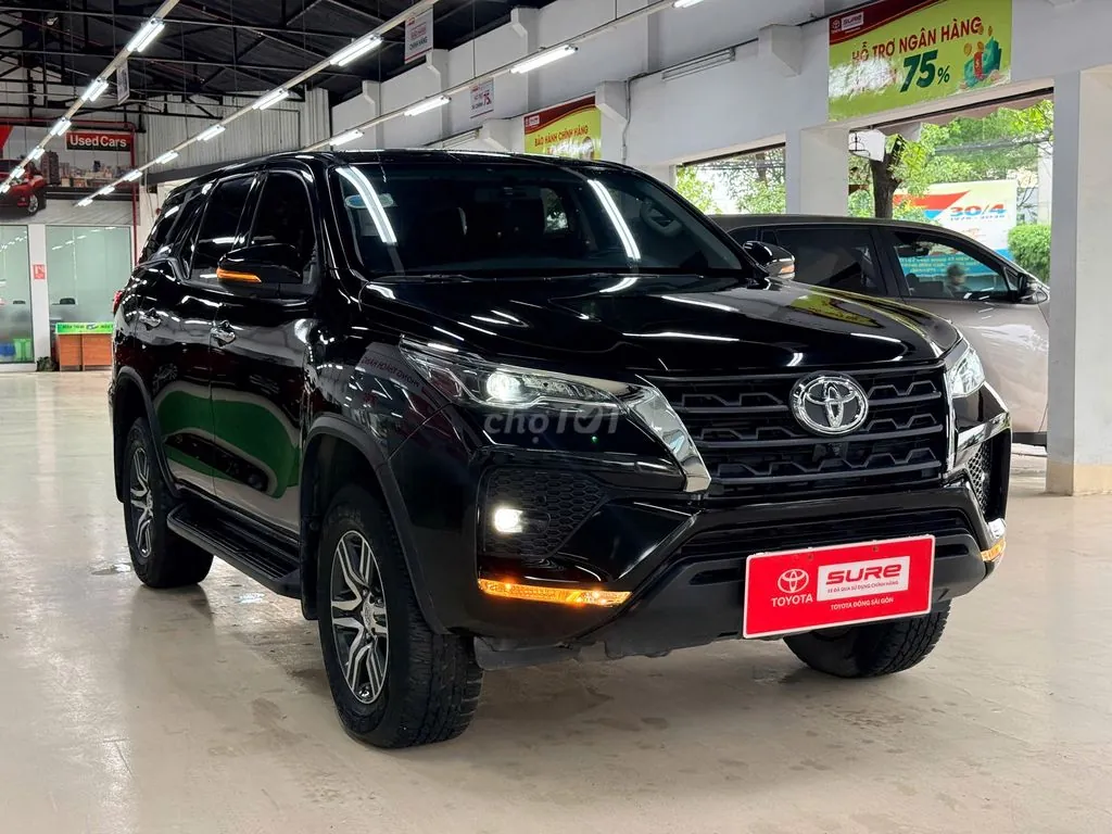 Toyota Fortuner 2024 photo 2