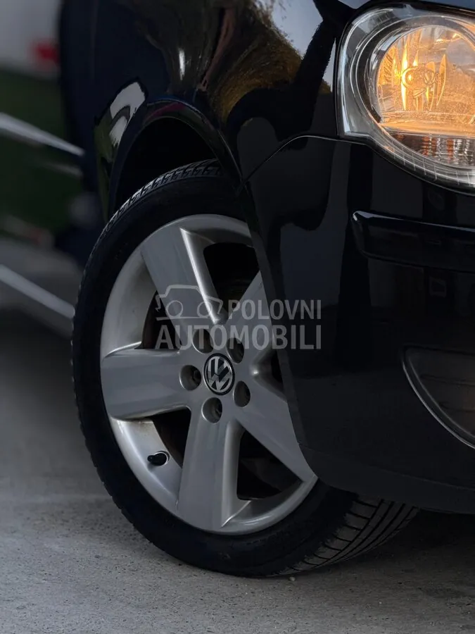 Volkswagen Polo 2009 photo 5