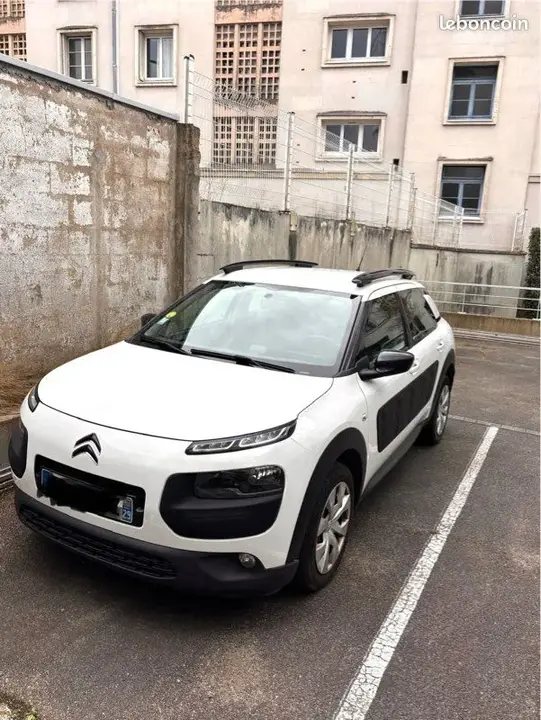 Citroen C4 Cactus 2014 photo 2