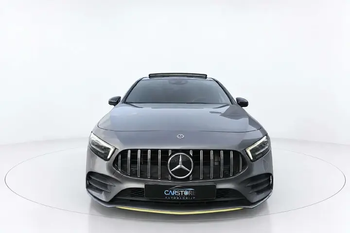 Mercedes-Benz A 250 2018 photo 2