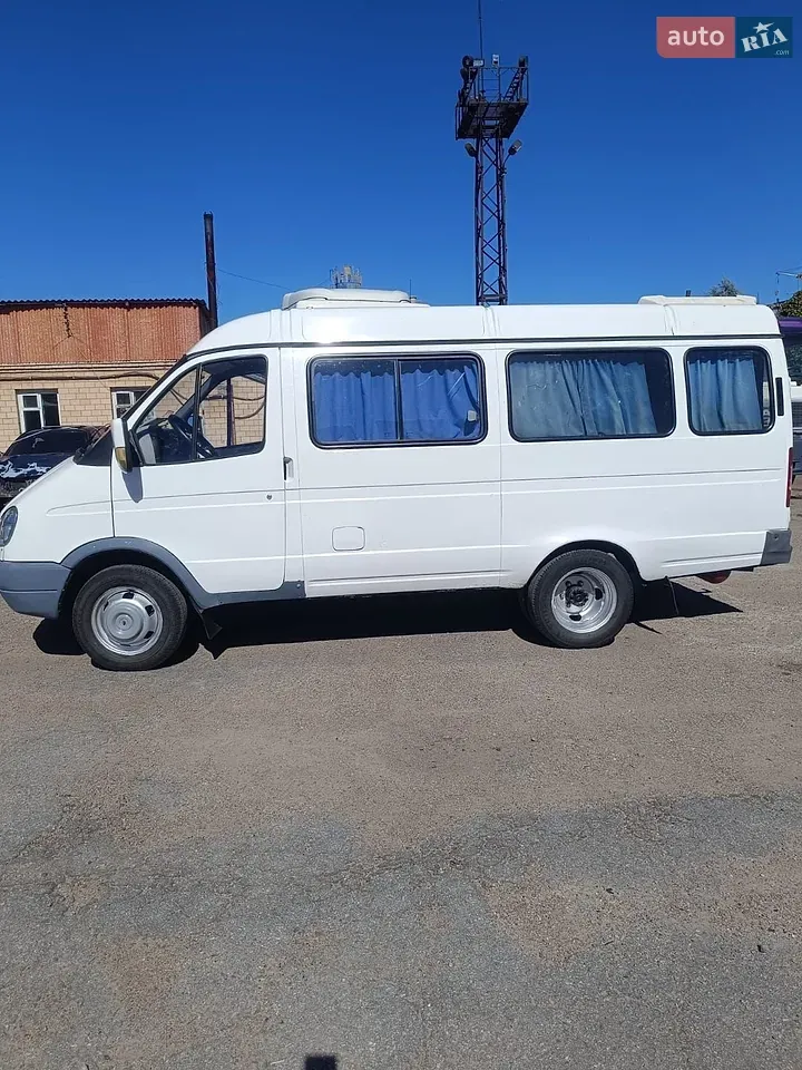 Gaz 32213 Gazelle 2003 photo 3