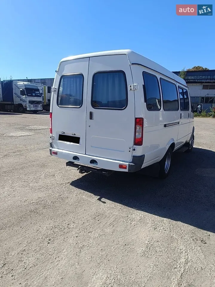 Gaz 32213 Gazelle 2003 photo 5