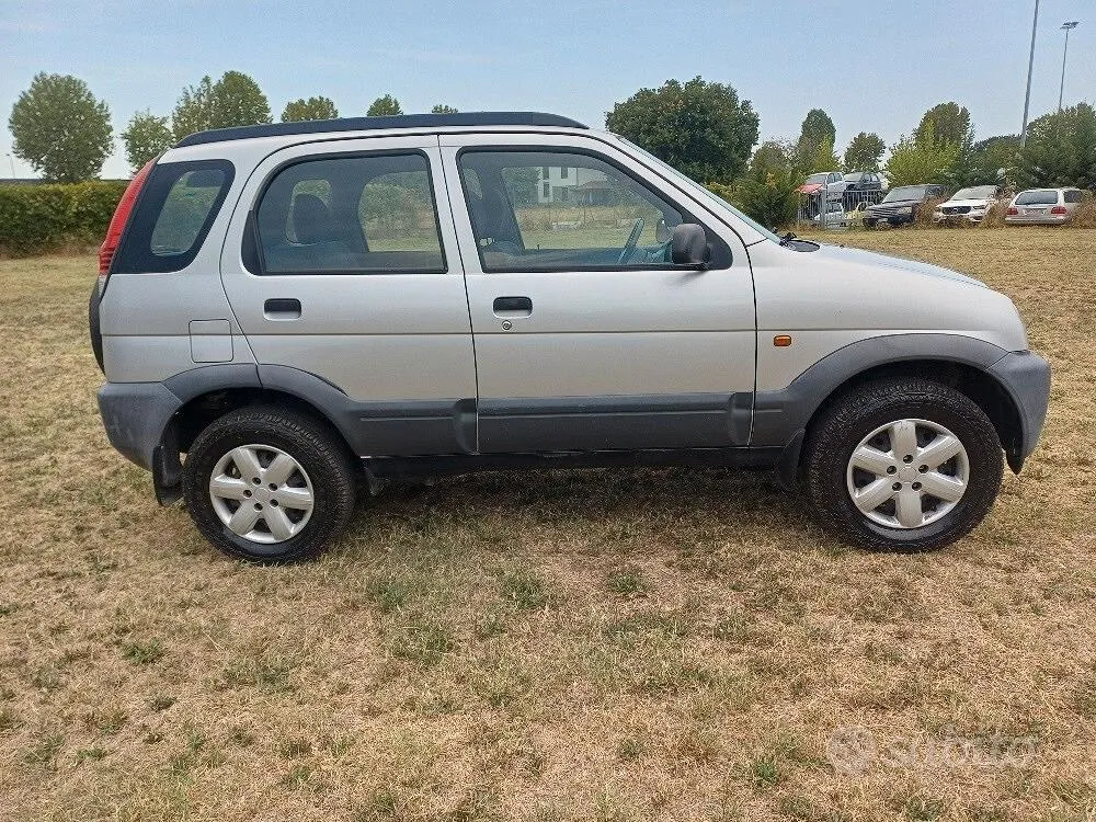 Daihatsu Terios 2004 photo 3
