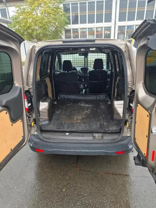 Ford Transit Courier
