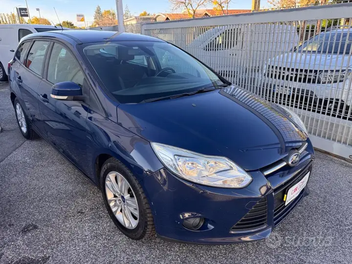 Ford Focus 2013 photo 3
