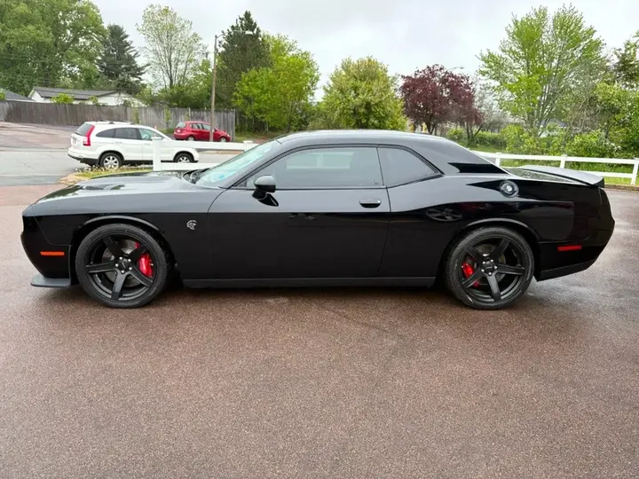 Dodge Challenger 2017 photo 4