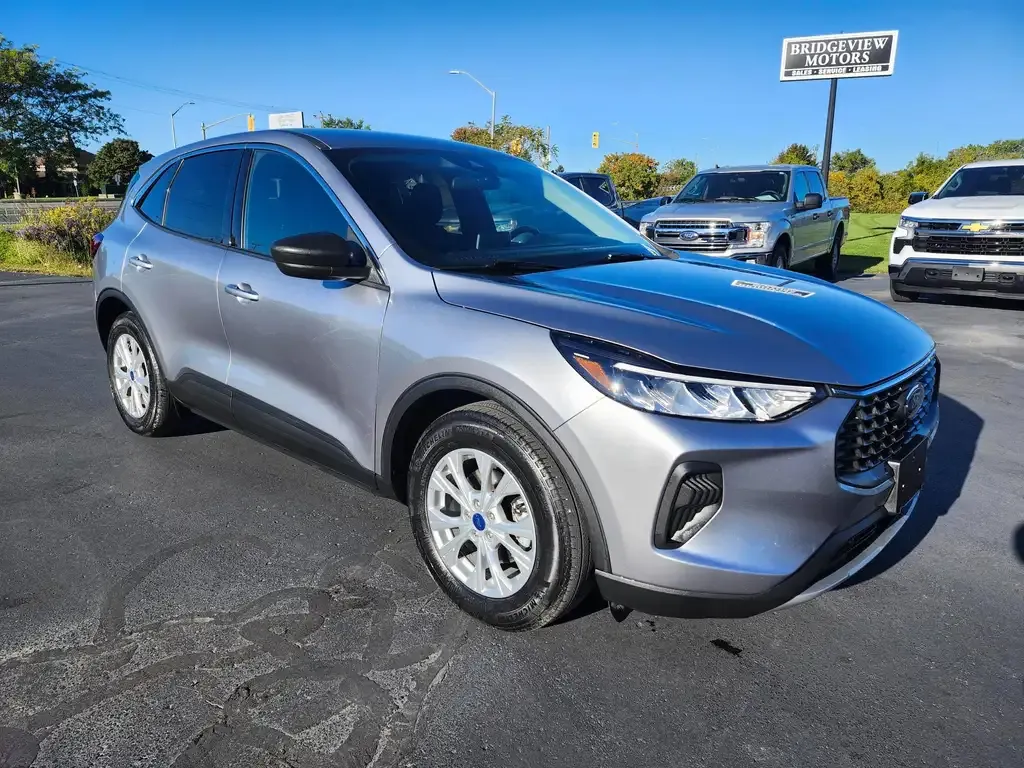 Ford Escape 2023 photo 3
