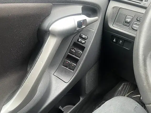 Toyota Verso 2012 photo 3