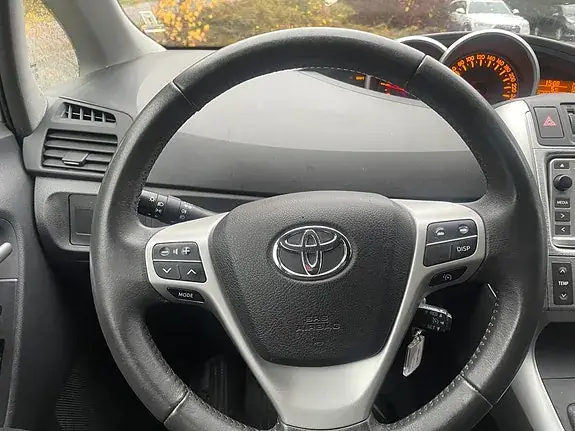 Toyota Verso 2012 photo 5