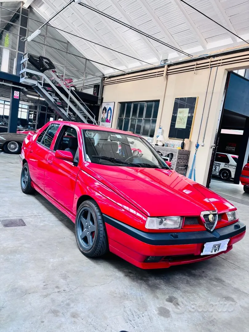 Alfa Romeo 155 1995 photo 2
