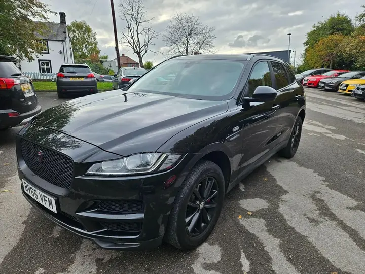 Jaguar F-Pace 2016 photo 3