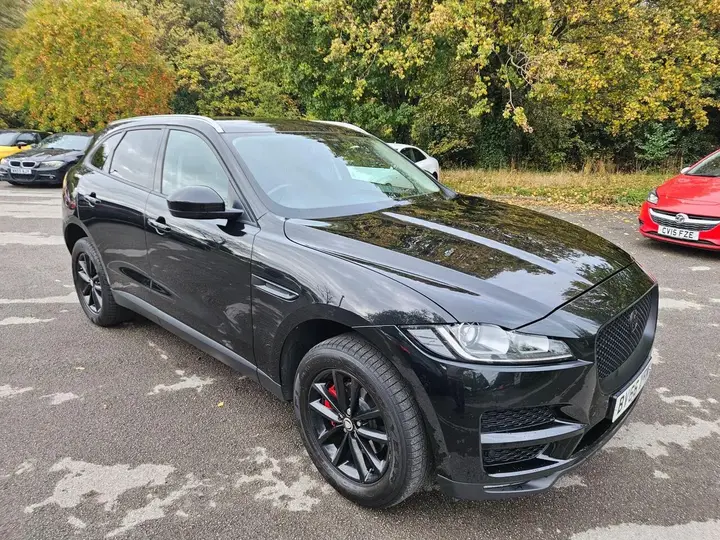 Jaguar F-Pace 2016 photo 5