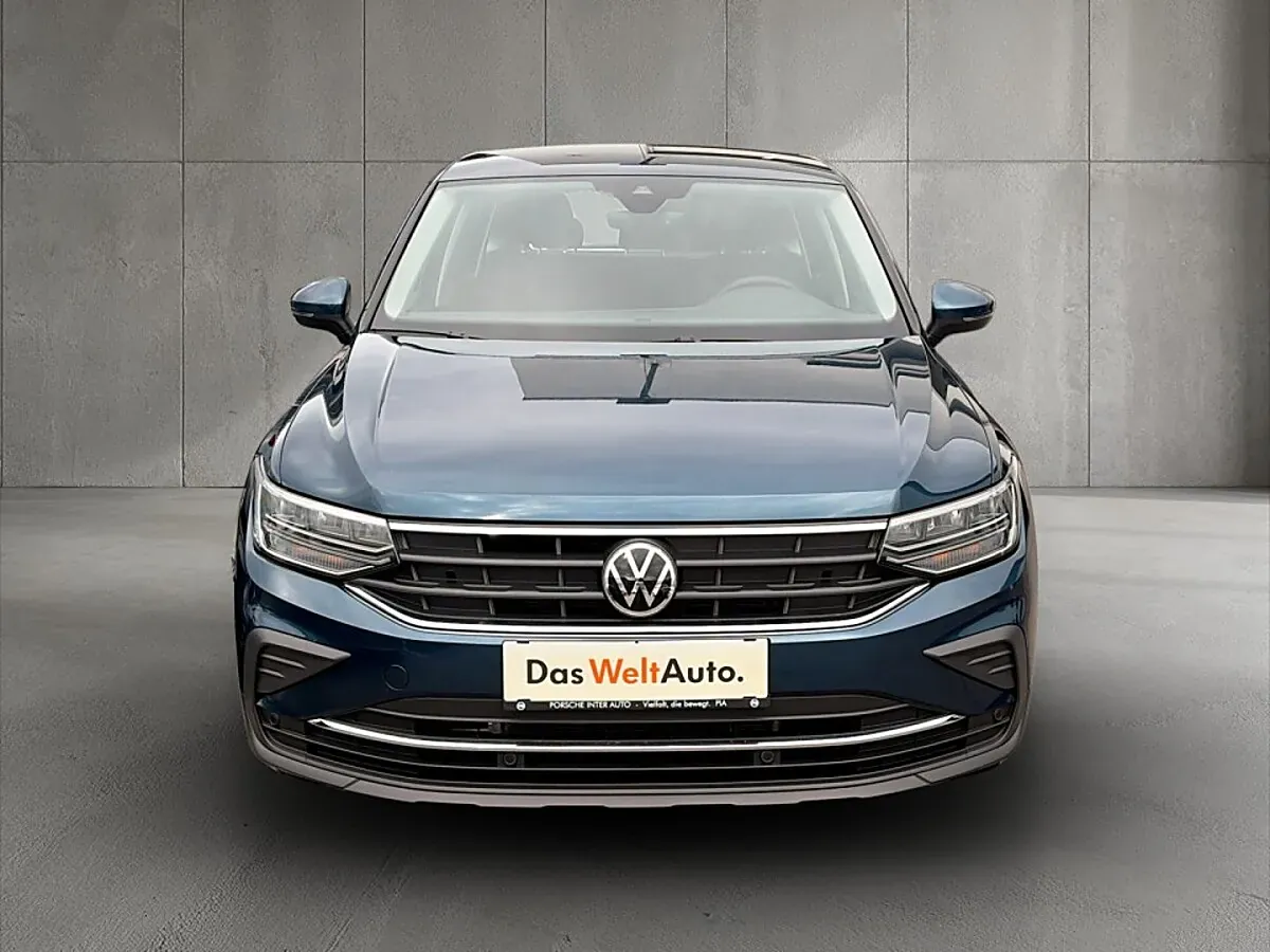 Volkswagen Tiguan 2021 photo 2