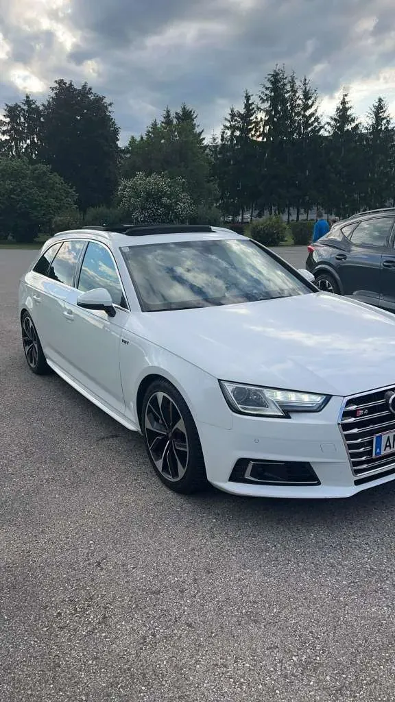 Audi A4 2016 photo 3