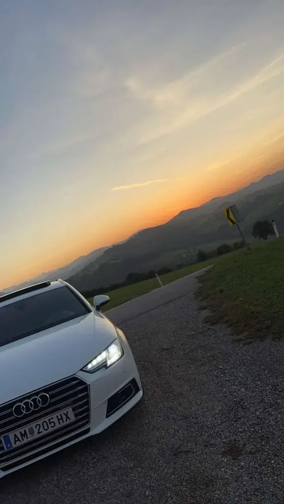 Audi A4 2016 photo 2