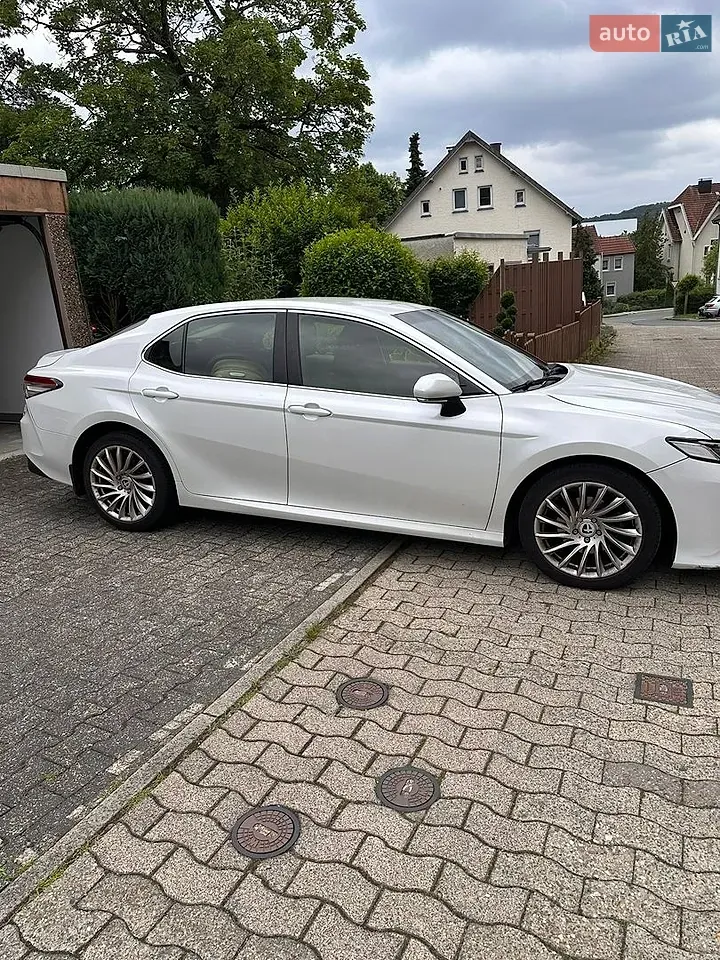Toyota Camry 2018 photo 4