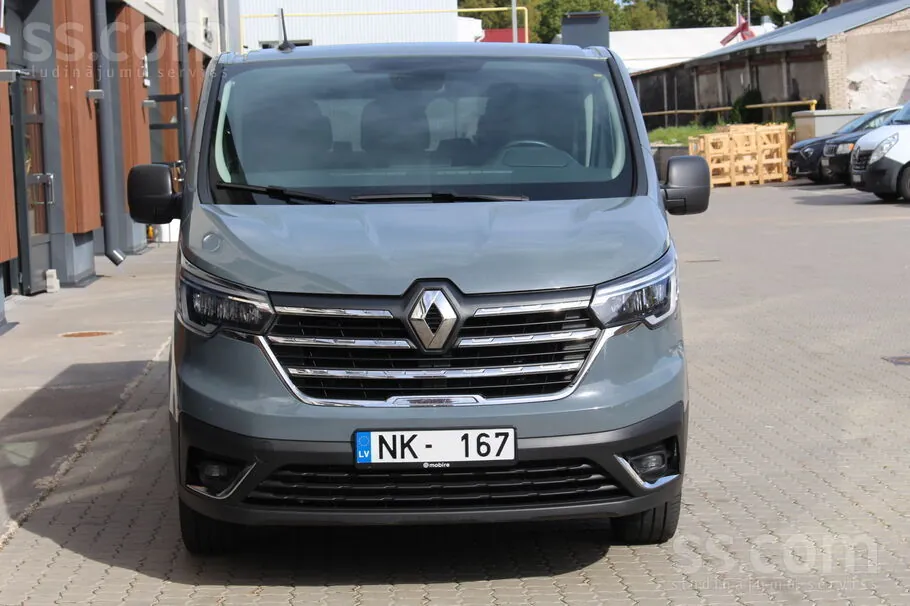 Renault Trafic 2023 photo 3