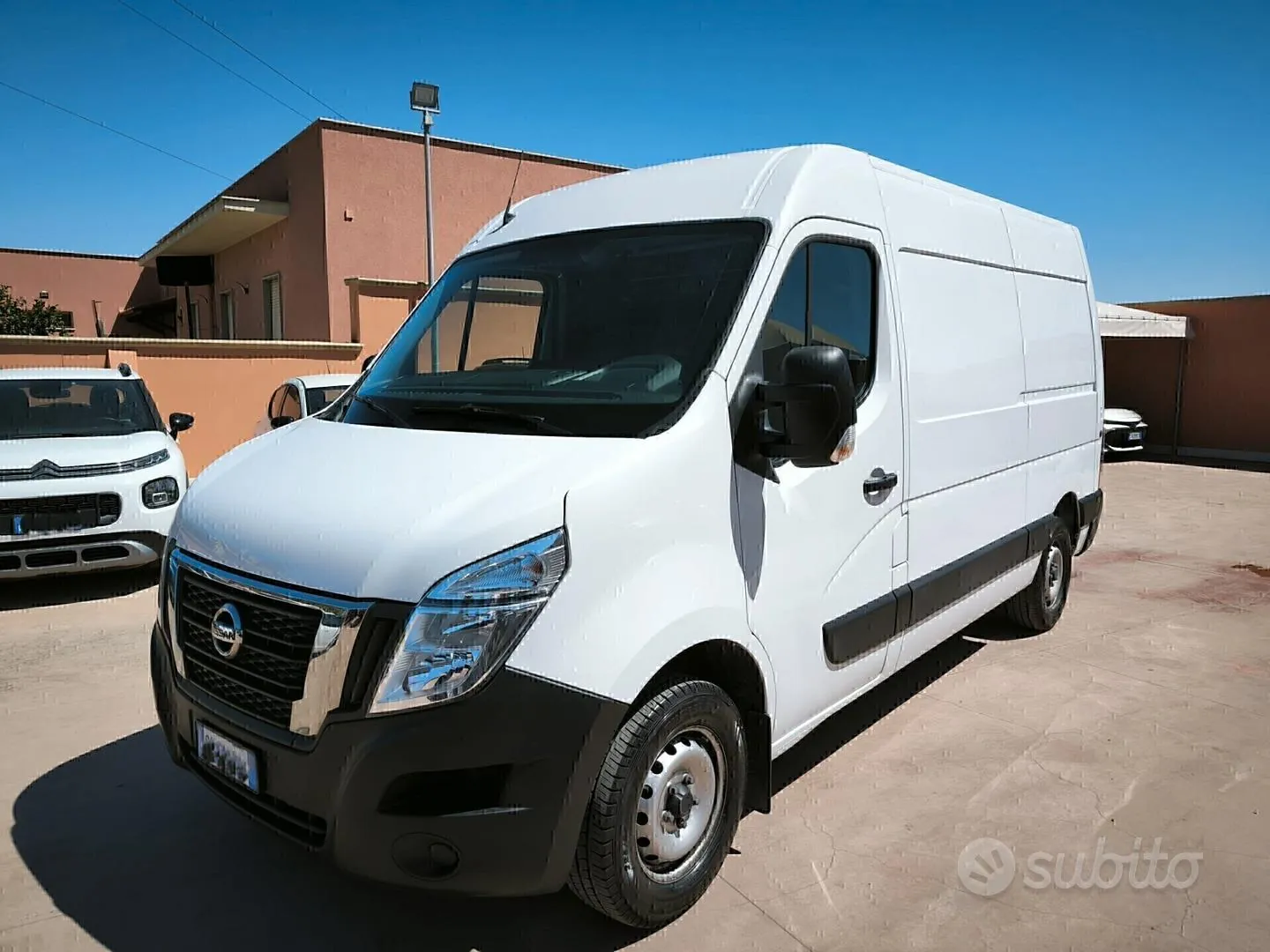 Nissan Interstar