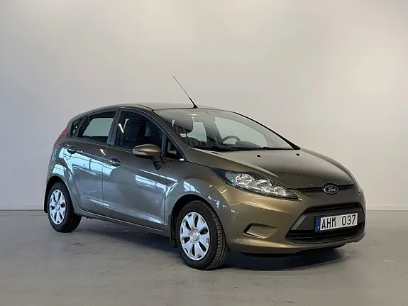 Ford Fiesta 2012 photo 2
