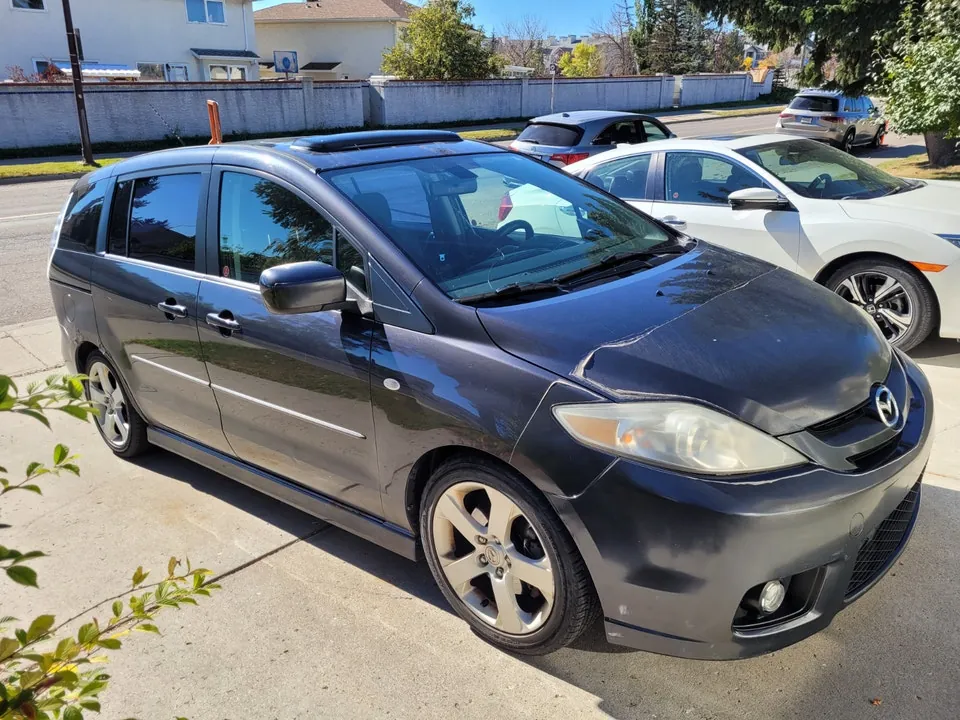 Mazda 5 2006 photo 2