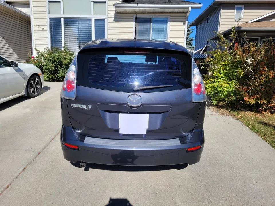 Mazda 5 2006 photo 4