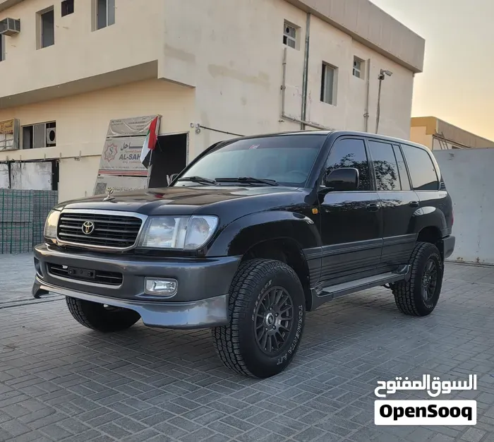 Toyota Land Cruiser 2001 photo 2