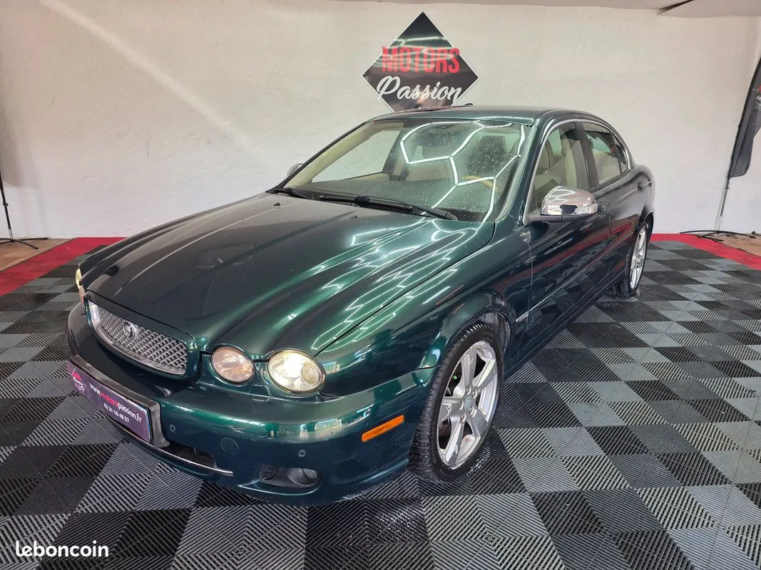 Jaguar X-Type