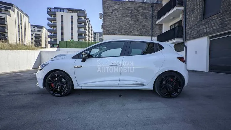 Renault Clio 2013 photo 2