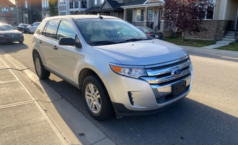 Ford Edge 2011 photo 2
