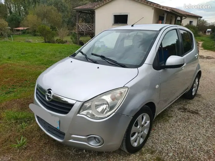 Opel Agila