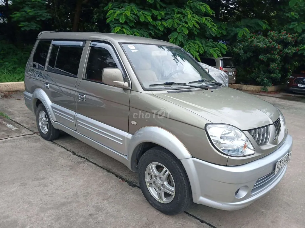 Mitsubishi Jolie 2005 photo 5