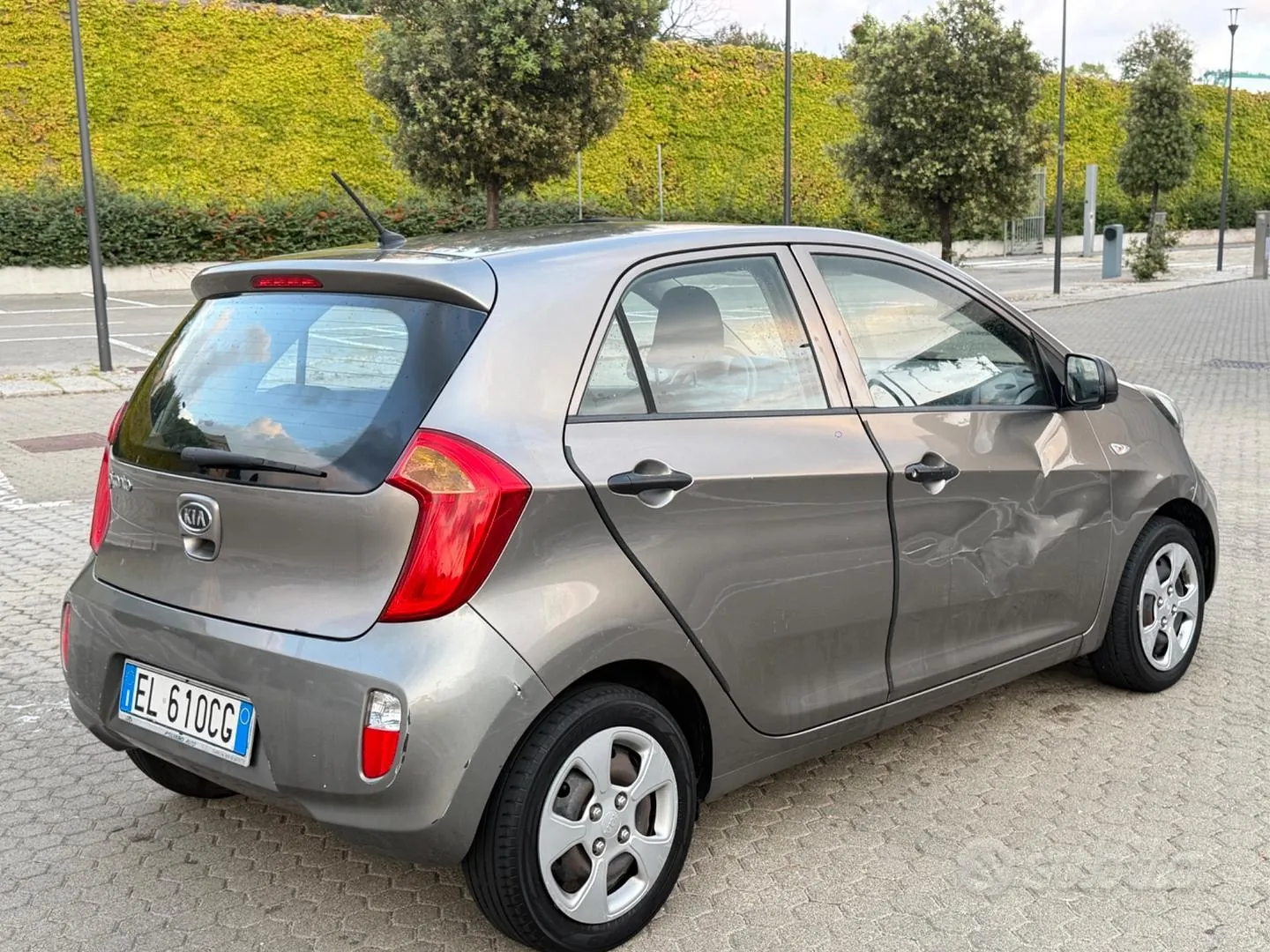 Kia Picanto 2012 photo 5