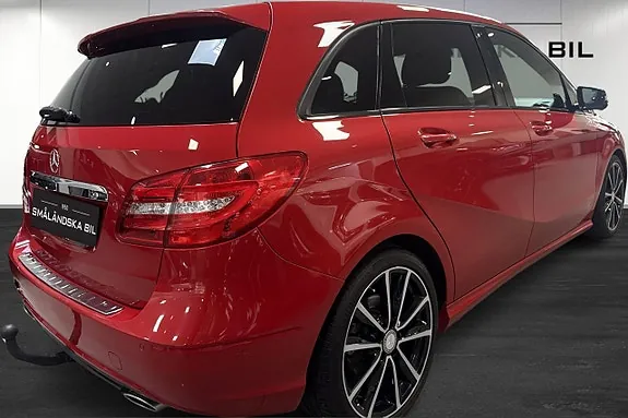 Mercedes-Benz B180 2014 photo 4