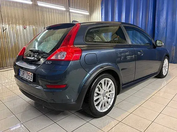 Volvo C30 2011 photo 2