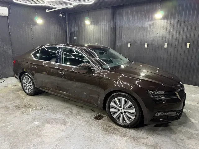 Skoda Superb 2021 photo 3
