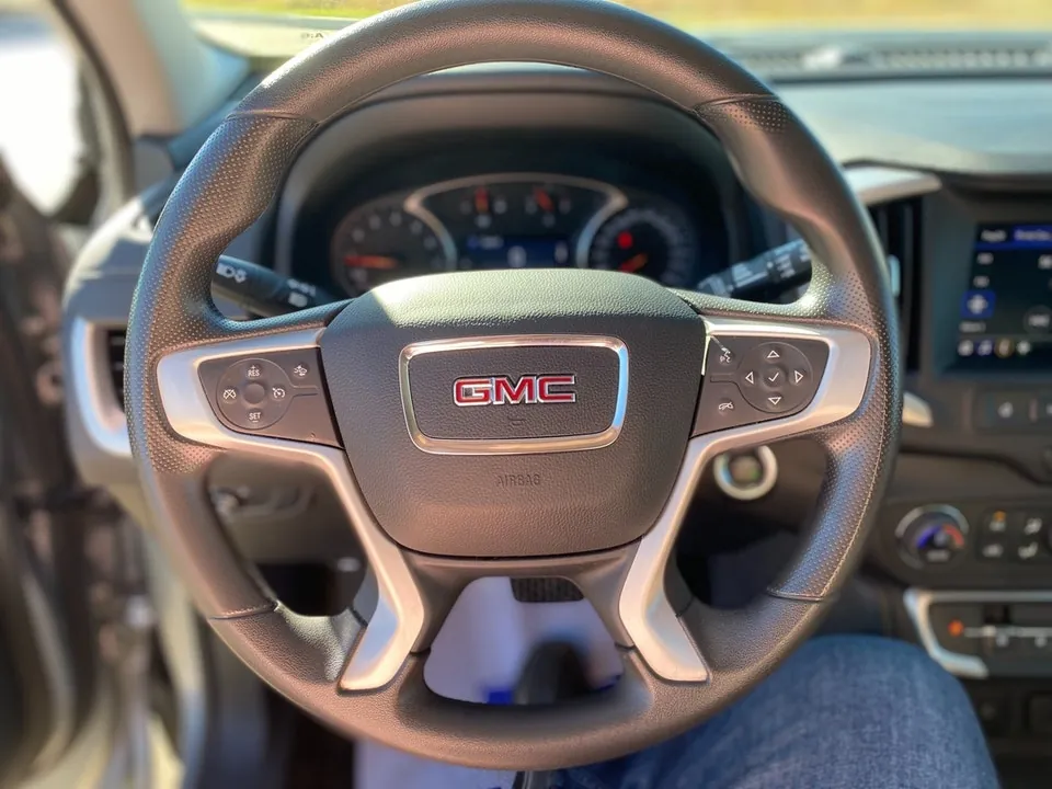 GMC Terrain 2024 photo 4