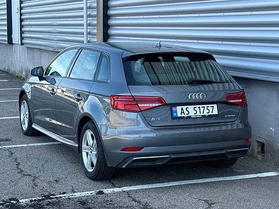 Audi A3 2017 photo 3